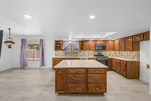 12592 N Pioneer Way, Oro Valley, AZ 85755 - Photo 20