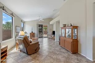 8071 W Mesa Point Dr, Tucson, AZ 85743 - Photo 10