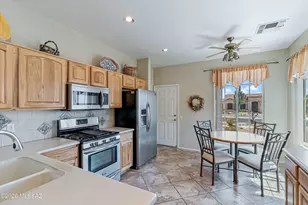 8071 W Mesa Point Dr, Tucson, AZ 85743 - Photo 4