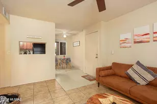 1810 E Blacklidge Dr, Tucson, AZ 85719 - Photo 4