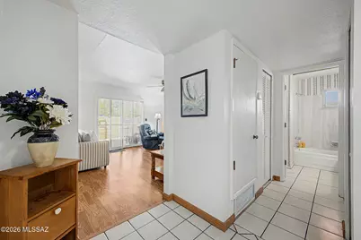 1911 N Camino De La Cienega, Tucson, AZ 85715 - Photo 2
