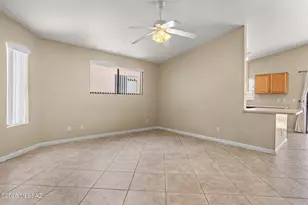 3775 N Nash Creek Ct, Tucson, AZ 85745 - Photo 2