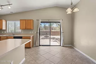 3775 N Nash Creek Ct, Tucson, AZ 85745 - Photo 10