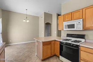 3775 N Nash Creek Ct, Tucson, AZ 85745 - Photo 12