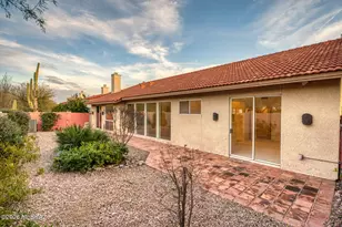 5590 N Waterfield Dr, Tucson, AZ 85750 - Photo 30