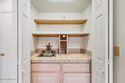 5590 N Waterfield Drive, Tucson, AZ 85750 - Photo 12