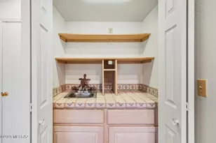 5590 N Waterfield Dr, Tucson, AZ 85750 - Photo 12