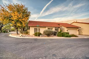 5590 N Waterfield Dr, Tucson, AZ 85750 - Photo 1