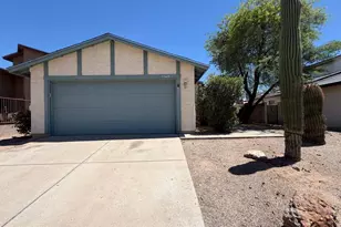 9368 N Hampshire Dr, Tucson, AZ 85742 - Photo 1