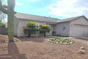 8743 N Silver Moon Way, Tucson, AZ 85743 - Photo 1