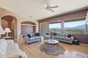 5445 S Acacia Creek Dr, Green Valley, AZ 85622 - Photo 12