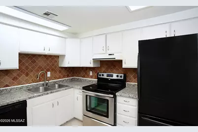 1246 S Camino Seco, Tucson, AZ 85710 - Photo 10