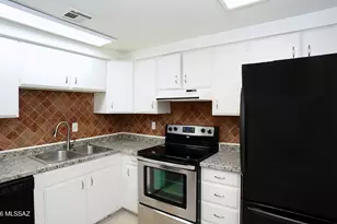 1246 S Camino Seco, Tucson, AZ 85710 - Photo 10