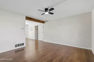 9221 N Macaw Pl, Tucson, AZ 85742 - Photo 10