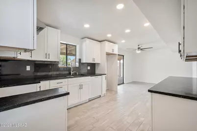 7331 E Brooks Drive, Tucson, AZ 85730 - Photo 6