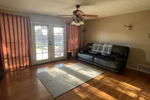 3332 S Champlain Ave, Tucson, AZ 85730 - Photo 2
