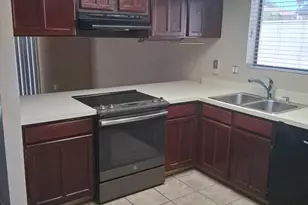 9249 N Eagle Dancer Dr, Tucson, AZ 85742 - Photo 2