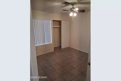 9249 N Eagle Dancer Drive, Tucson, AZ 85742 - Photo 10