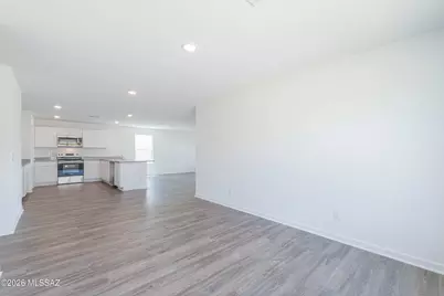 917 S Stalactites Circle, Benson, AZ 85602 - Photo 4