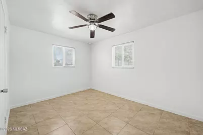 972 N Chrysler Drive, Tucson, AZ 85716 - Photo 12