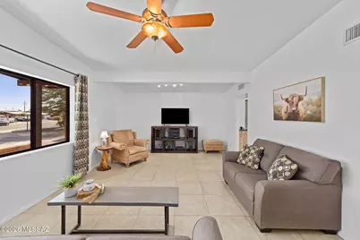 8825 E Shenandoah Place, Tucson, AZ 85710 - Photo 10
