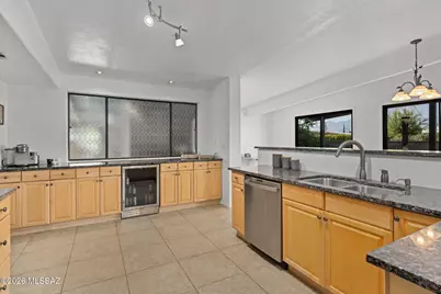 8825 E Shenandoah Place, Tucson, AZ 85710 - Photo 14