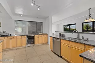 8825 E Shenandoah Pl, Tucson, AZ 85710 - Photo 14