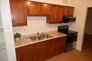 1238 E 24th St, Tucson, AZ 85713 - Photo 2