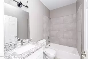 2467 S Campbell, Tucson, AZ 85713 - Photo 14