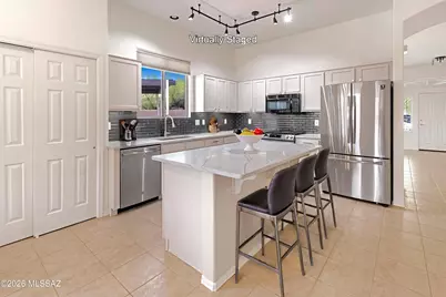 13455 N Big View Court, Oro Valley, AZ 85755 - Photo 16