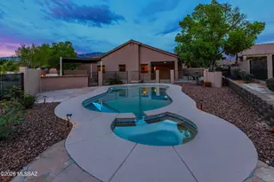 13455 N Big View Ct, Oro Valley, AZ 85755 - Photo 2