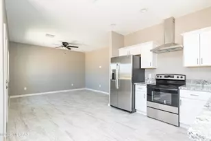 2447 S Campbell Ave, Tucson, AZ 85713 - Photo 18
