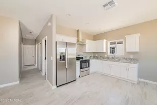 2527 S Campbell Ave, Tucson, AZ 85713 - Photo 2