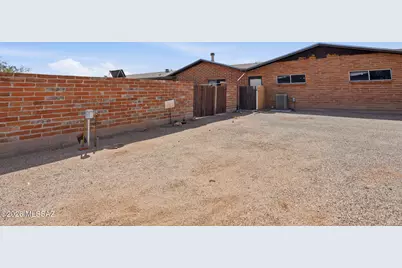 11435 E Sundance Drive, Tucson, AZ 85749 - Photo 36