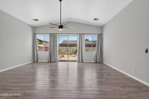 446 W Silvertip Rd, Tucson, AZ 85737 - Photo 16