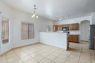 6654 S Luxor Way, Tucson, AZ 85746 - Photo 10