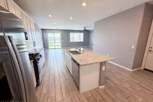 7904 S Bonanza Park Dr, Tucson, AZ 85747 - Photo 2