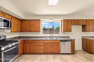 4934 E Glenn St, Tucson, AZ 85712 - Photo 16