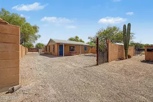 615 E Linden St, Tucson, AZ 85705 - Photo 1