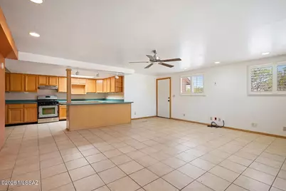 9901 E Discovery Drive, Tucson, AZ 85748 - Photo 8