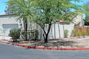 7535 E Harbor Dr, Tucson, AZ 85715 - Photo 14
