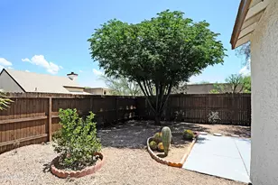 7535 E Harbor Dr, Tucson, AZ 85715 - Photo 36