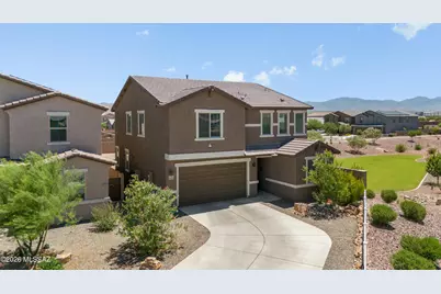 10462 W Chadwick Drive, Marana, AZ 85653 - Photo 2