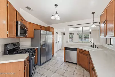 5791 N Moonbrook Road, Tucson, AZ 85741 - Photo 4