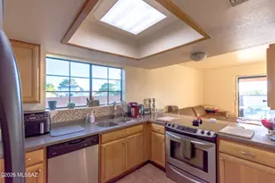 383 S Stonington Pl, Tucson, AZ 85748 - Photo 10