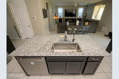 12093 E Ryscott Circle, Vail, AZ 85641 - Photo 16