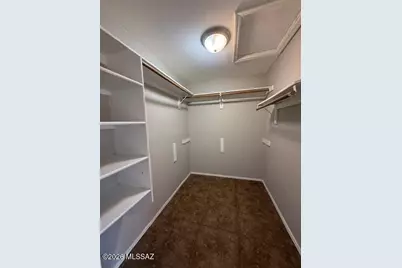 7189 W Rivulet Drive, Tucson, AZ 85743 - Photo 8