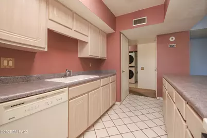 1125 W Calle Trafalgar, Green Valley, AZ 85622 - Photo 14