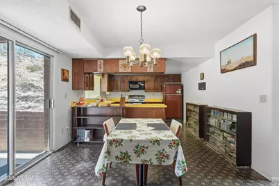 561 E San Moritz Place, Oro Valley, AZ 85704 - Photo 14