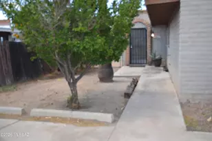 3865 E Glenn St, Tucson, AZ 85716 - Photo 1
